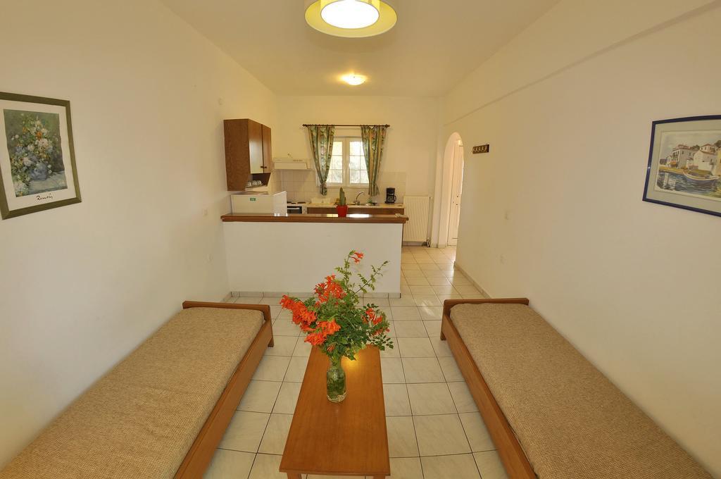 Egli Apartments Κοντόκαλι Εξωτερικό φωτογραφία